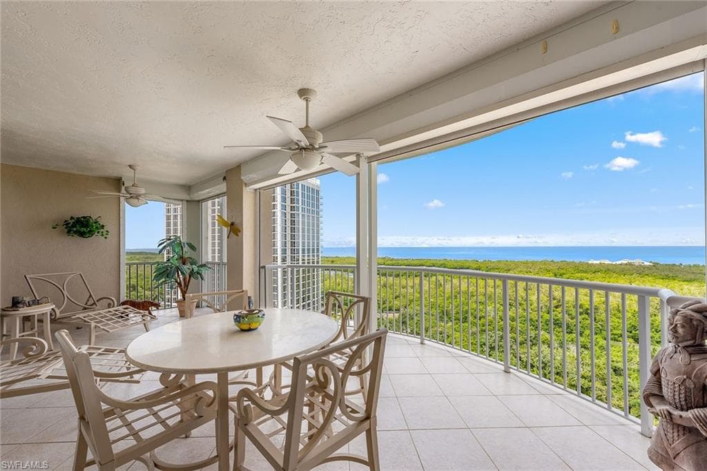 7117 Pelican Bay Blvd 1103, Naples, FL 34108-18