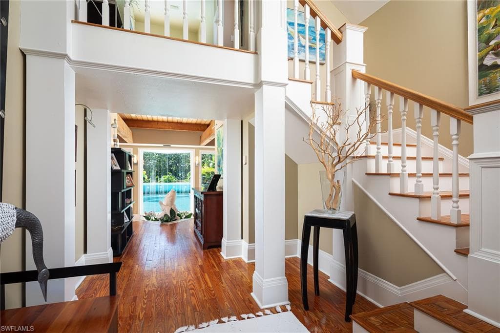 8006 Vera Cruz Way, Naples, FL 34109-16