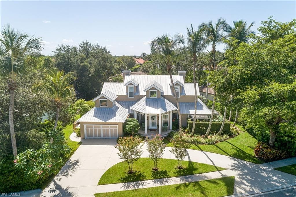 8006 Vera Cruz Way, Naples, FL 34109-34