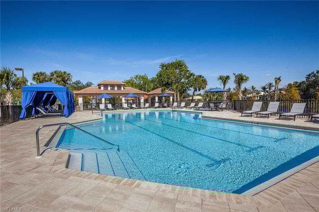 8006 Vera Cruz Way, Naples, FL 34109-41