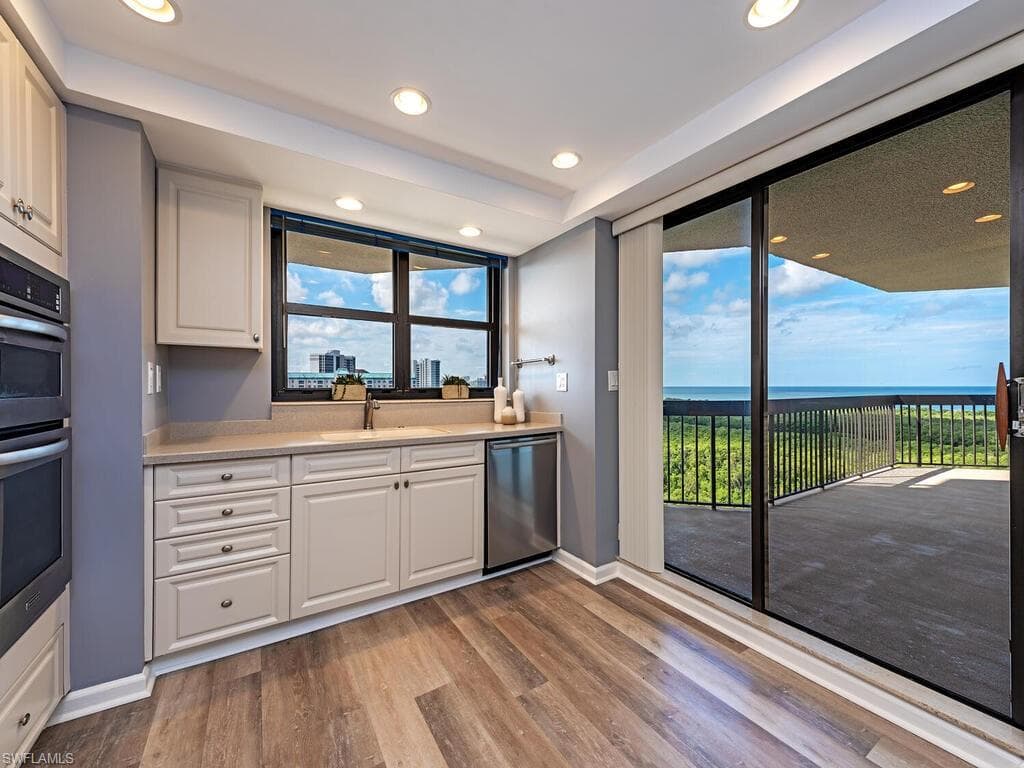 6001 Pelican Bay Blvd 1003, Naples, FL 34108-7