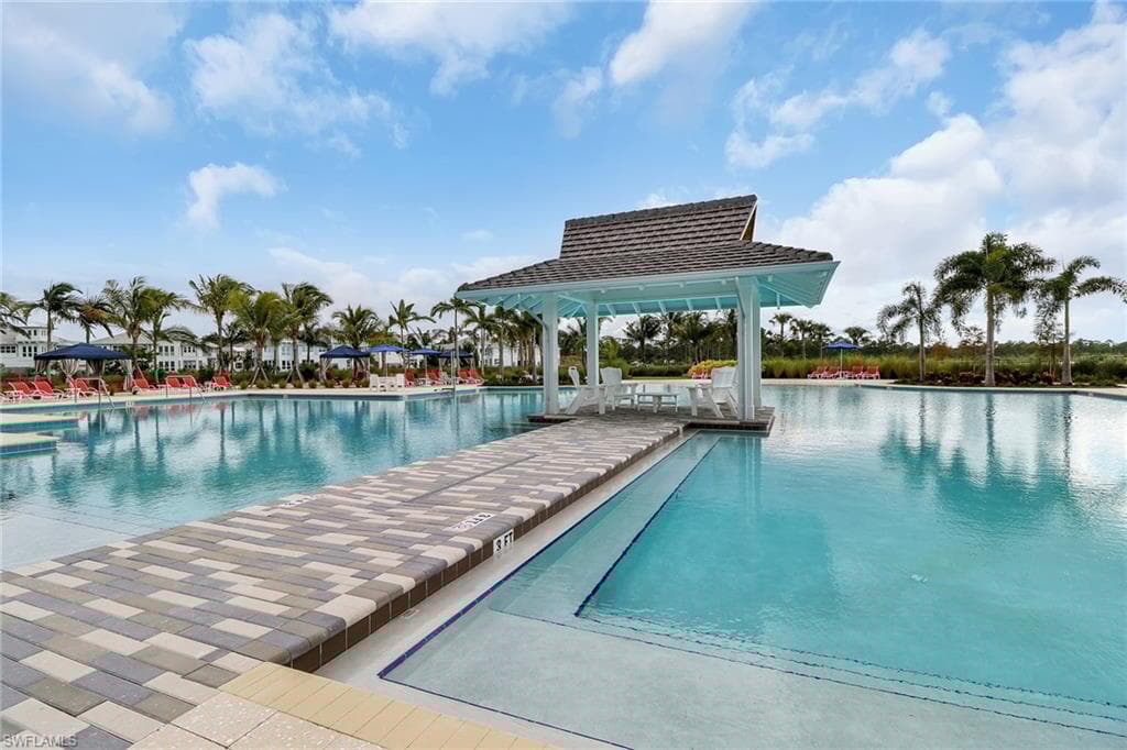 5782 Highbourne Dr, Naples, FL 34113-23