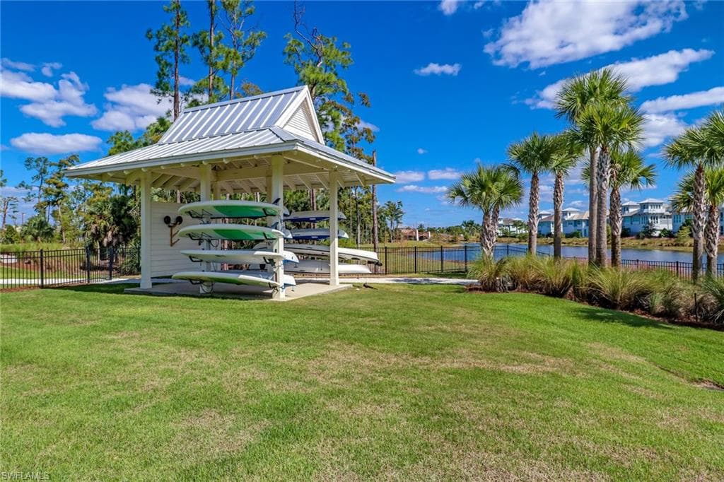 5782 Highbourne Dr, Naples, FL 34113-26