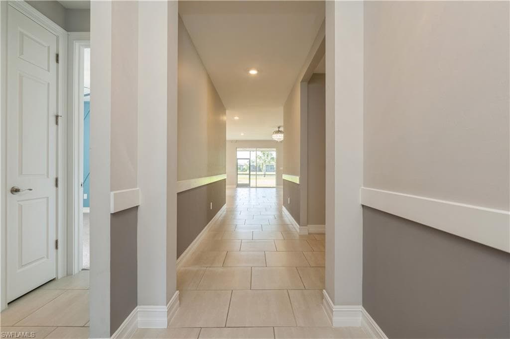 16504 Crescent Beach Way, Bonita Springs, FL 34135-9