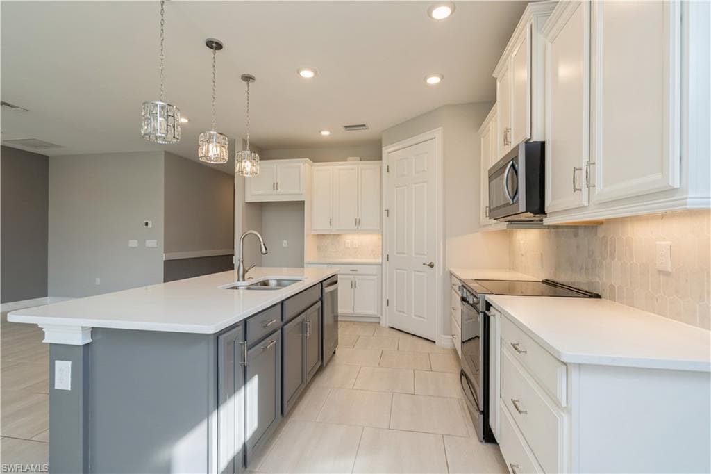16504 Crescent Beach Way, Bonita Springs, FL 34135-12