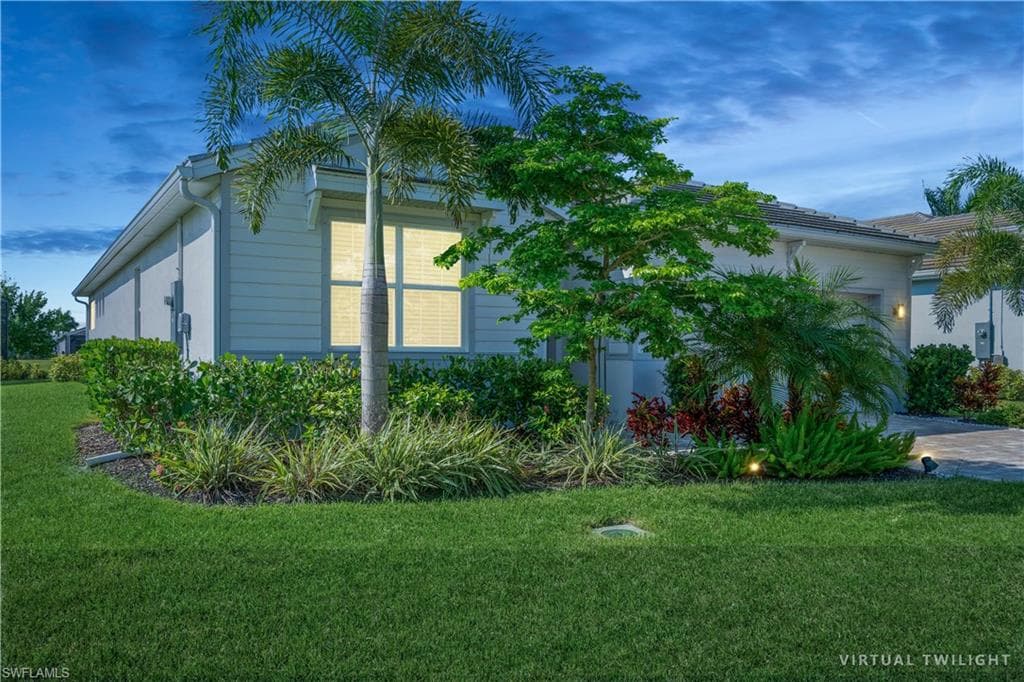 16504 Crescent Beach Way, Bonita Springs, FL 34135-3