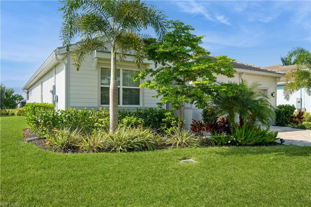 16504 Crescent Beach Way, Bonita Springs, FL 34135-5