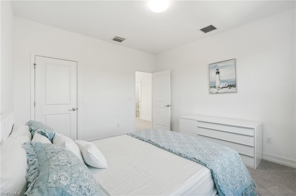 7566 Rockefeller Dr, Naples, FL 34119-22