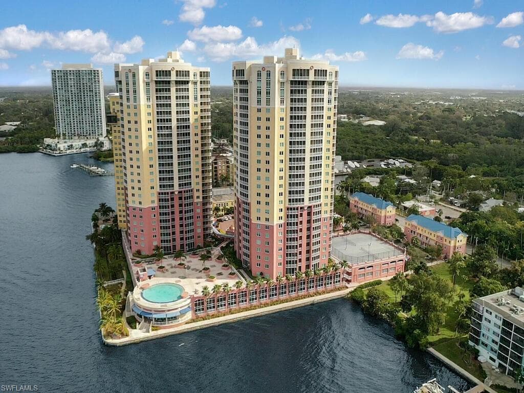 2745 1st St 1805, Fort Myers, FL 33916-31