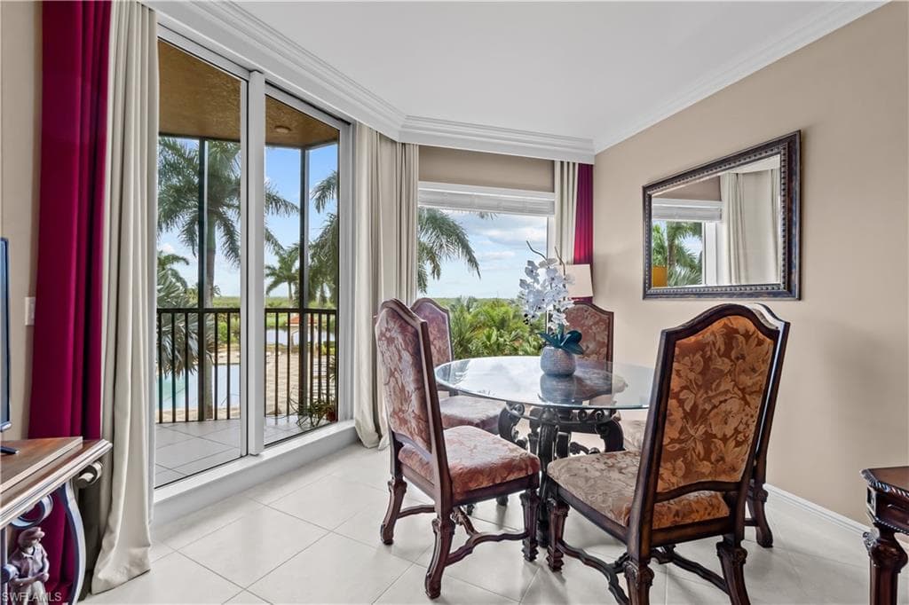 1060 Borghese Ln 204, Naples, FL 34114-14