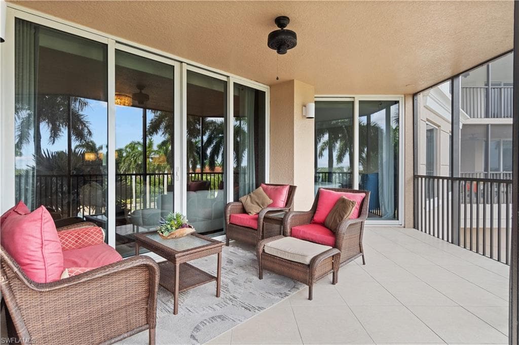 1060 Borghese Ln 204, Naples, FL 34114-39