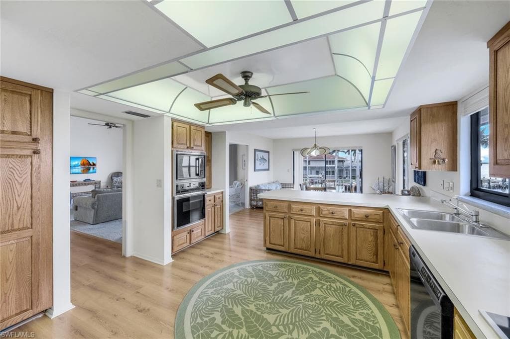 1041 Barfield Dr, Marco Island, FL 34145-11