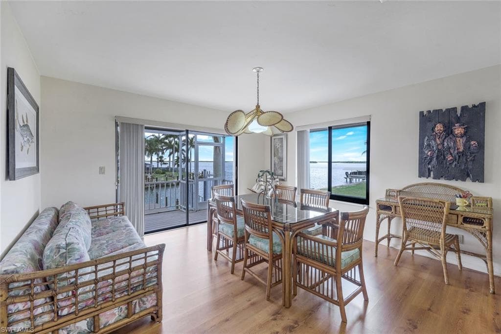 1041 Barfield Dr, Marco Island, FL 34145-14