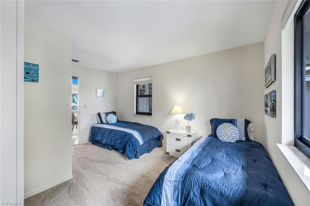 1041 Barfield Dr, Marco Island, FL 34145-21