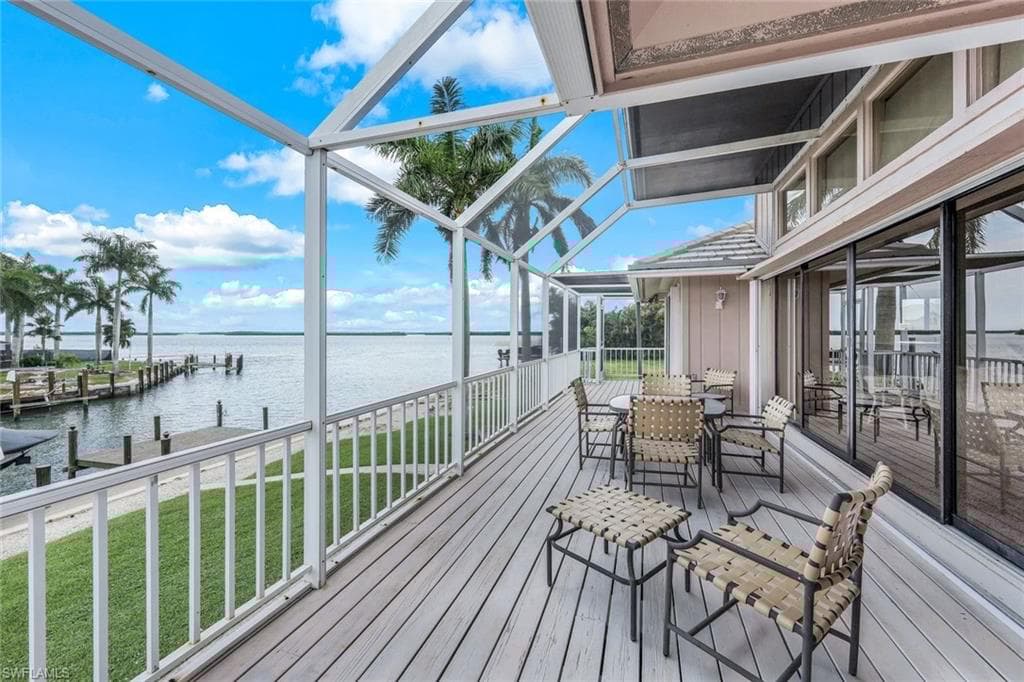 1041 Barfield Dr, Marco Island, FL 34145-26