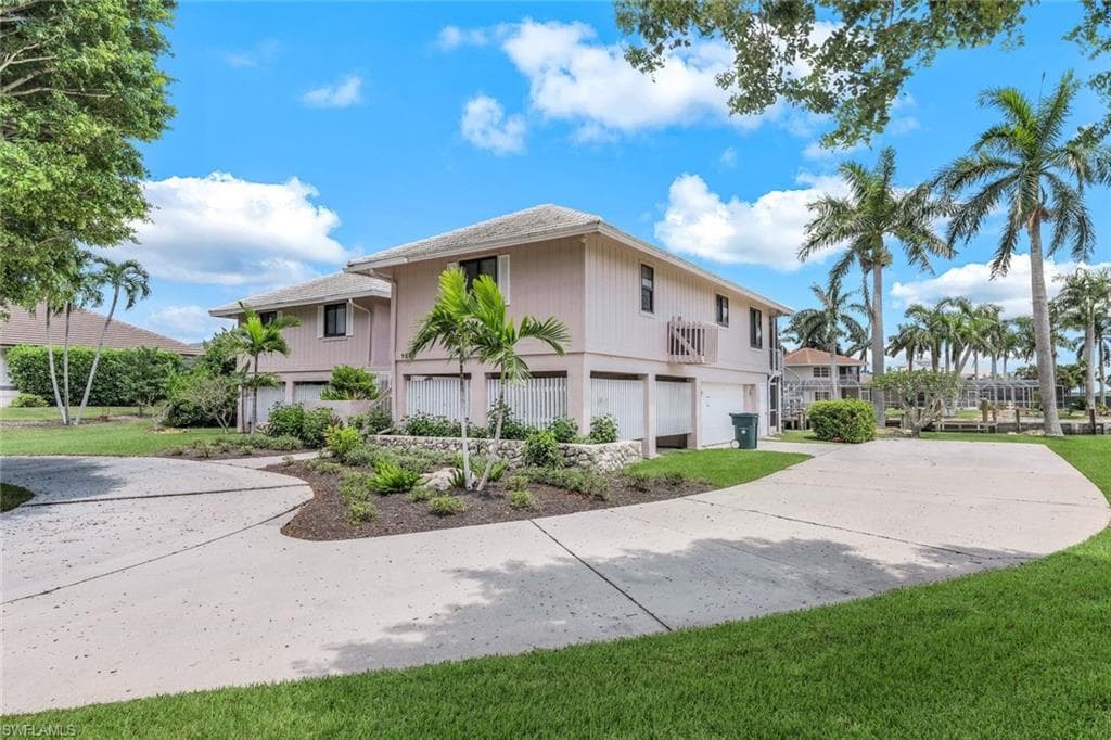 1041 Barfield Dr, Marco Island, FL 34145-37