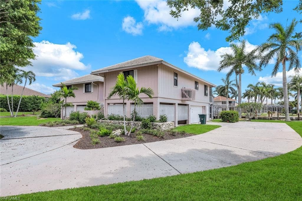1041 Barfield Dr, Marco Island, FL 34145-38