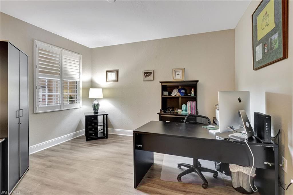 9134 Cherry Oaks Ln 102, Naples, FL 34114-28