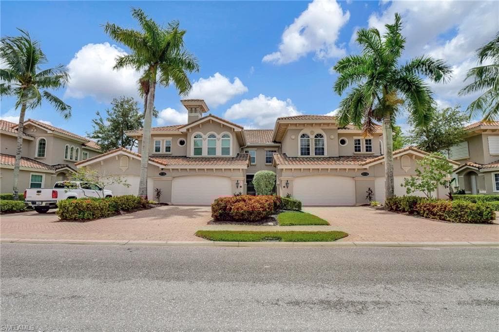 9134 Cherry Oaks Ln 102, Naples, FL 34114-2