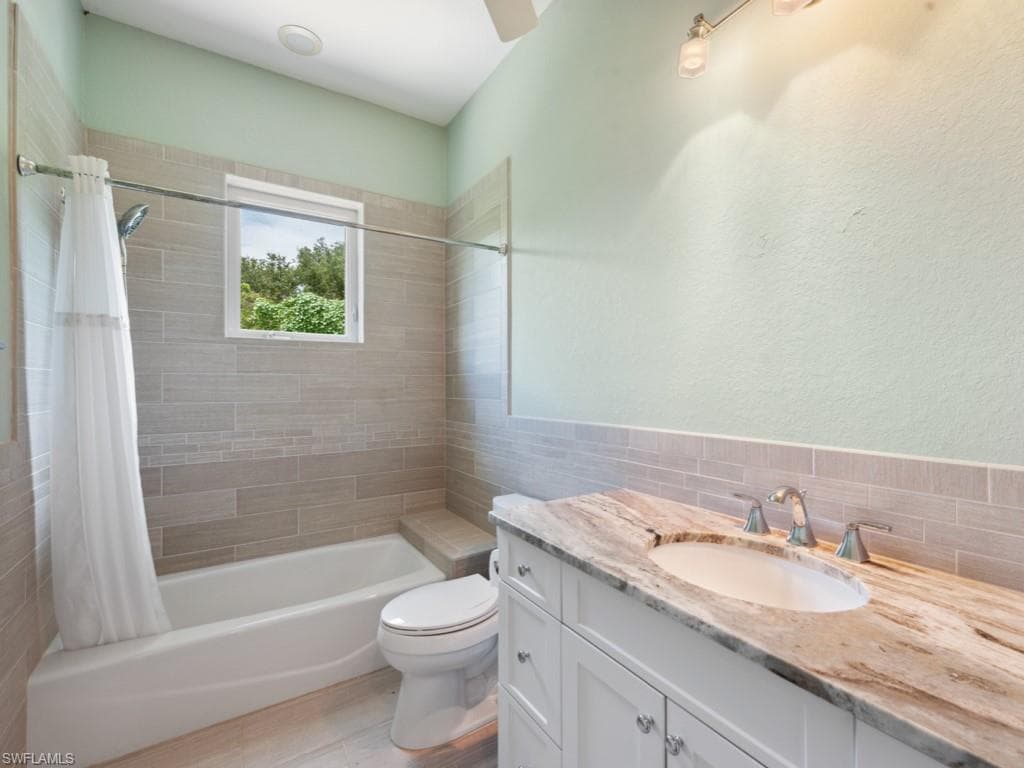 2001 Sheffield Ave, Marco Island, FL 34145-27
