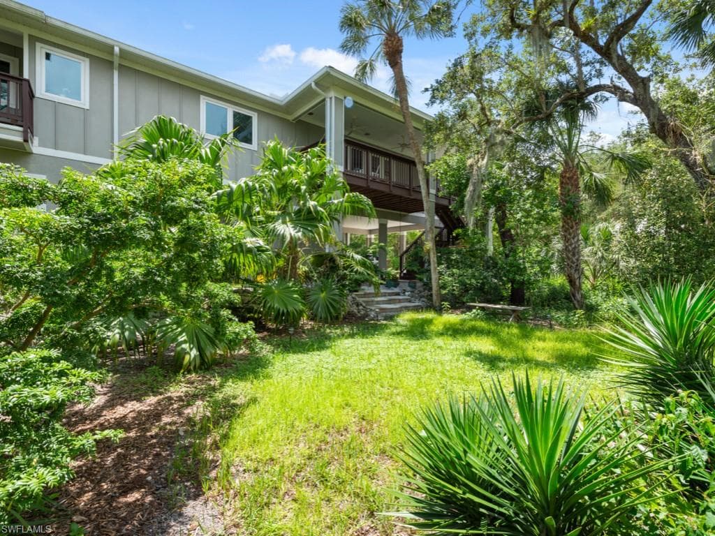 2001 Sheffield Ave, Marco Island, FL 34145-3