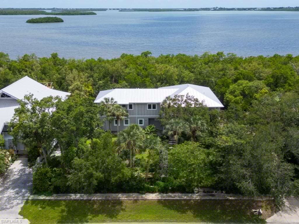 2001 Sheffield Ave, Marco Island, FL 34145-41