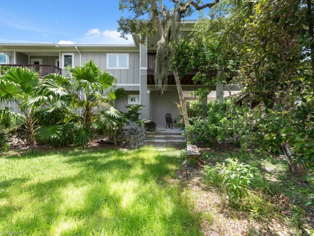 2001 Sheffield Ave, Marco Island, FL 34145-4