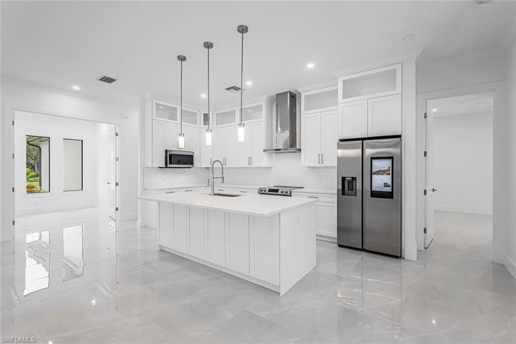2840 Golden Gate Blvd W, Naples, FL 34120-12