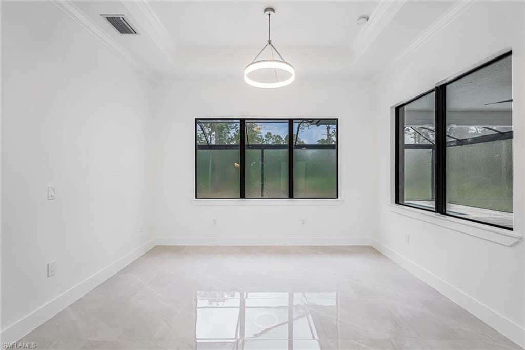 2840 Golden Gate Blvd W, Naples, FL 34120-17