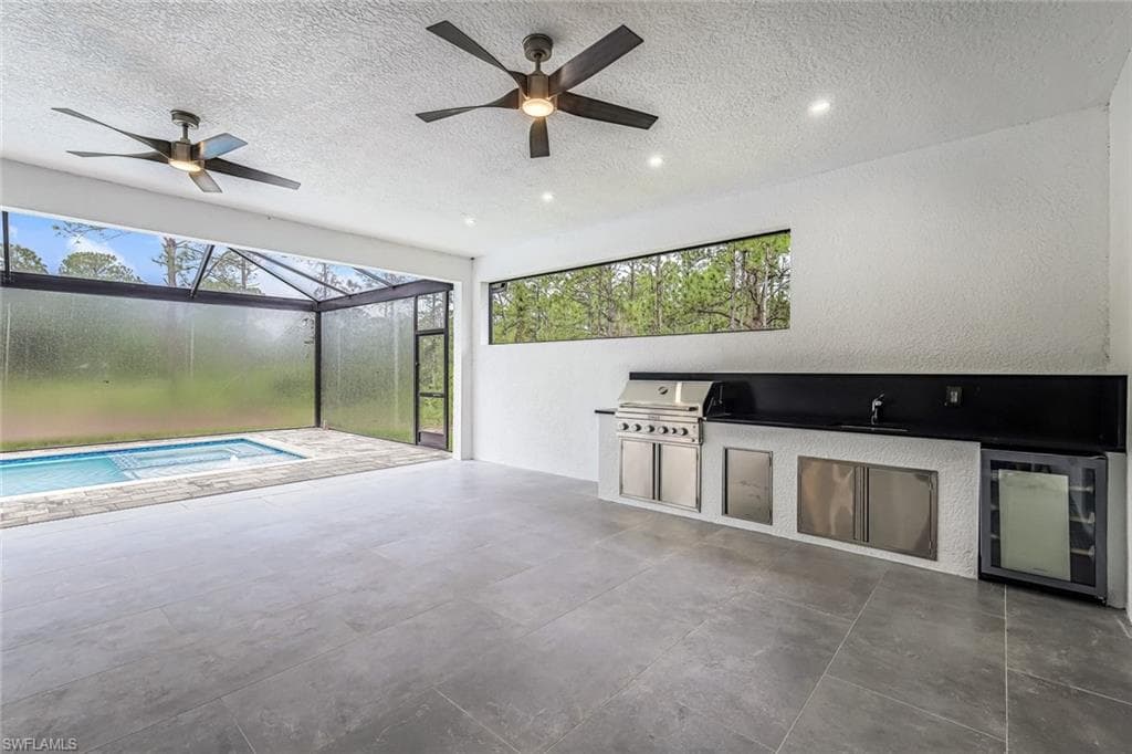 2840 Golden Gate Blvd W, Naples, FL 34120-18