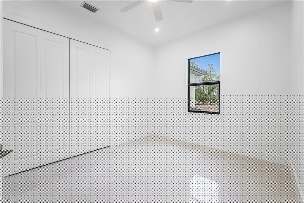 2840 Golden Gate Blvd W, Naples, FL 34120-27