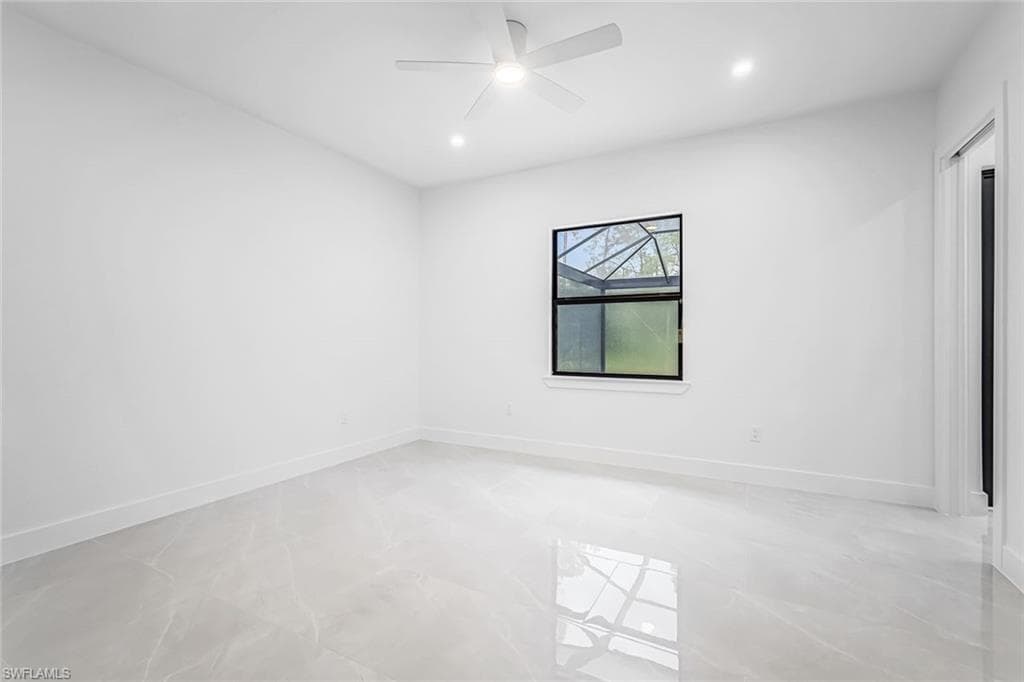 2840 Golden Gate Blvd W, Naples, FL 34120-31
