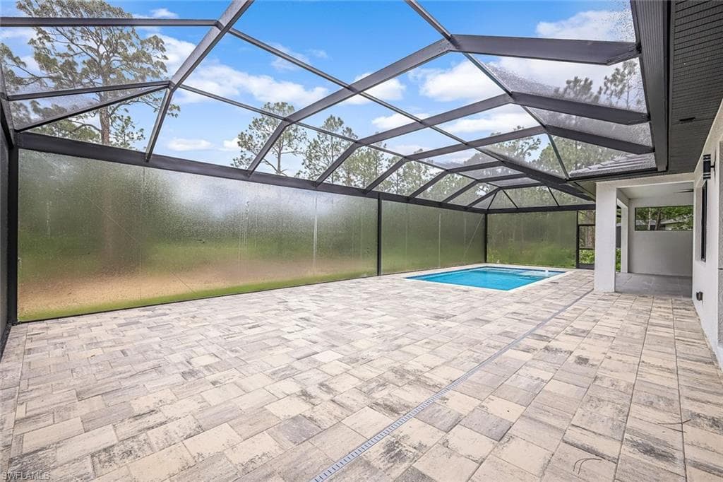 2840 Golden Gate Blvd W, Naples, FL 34120-35