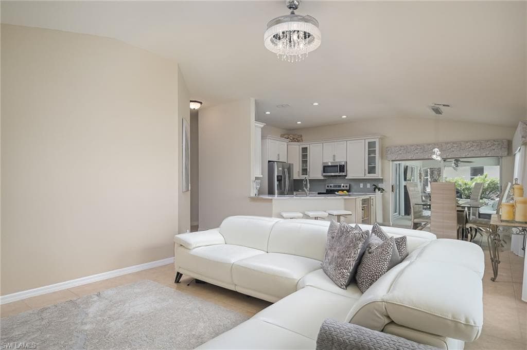 2250 Grove Dr, Naples, FL 34120-4
