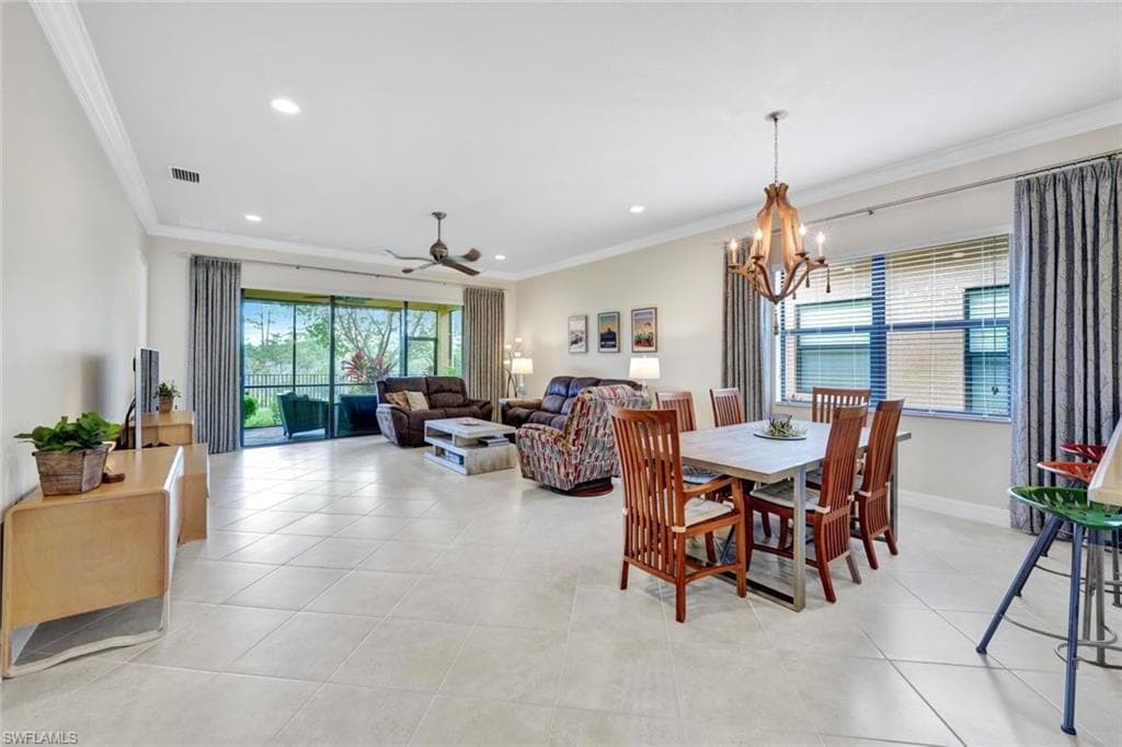 3407 Baltic Dr, Naples, FL 34119-12