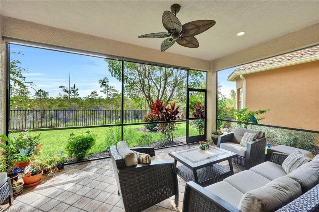 3407 Baltic Dr, Naples, FL 34119-23
