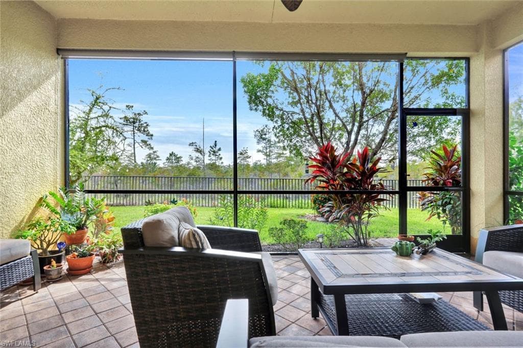 3407 Baltic Dr, Naples, FL 34119-25