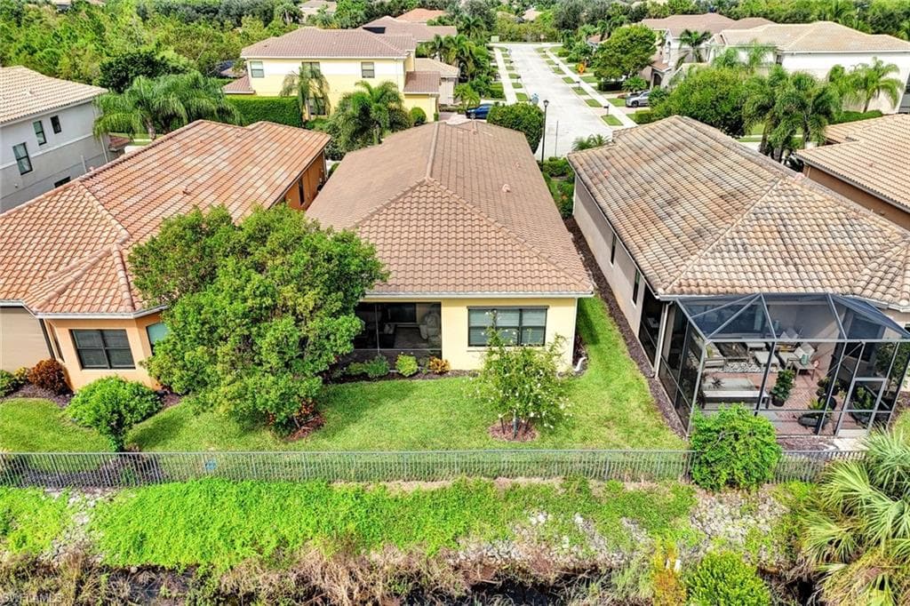 3407 Baltic Dr, Naples, FL 34119-26