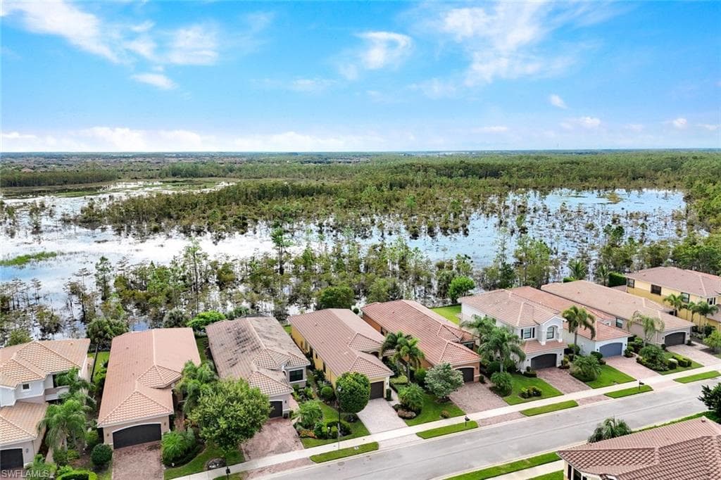 3407 Baltic Dr, Naples, FL 34119-34