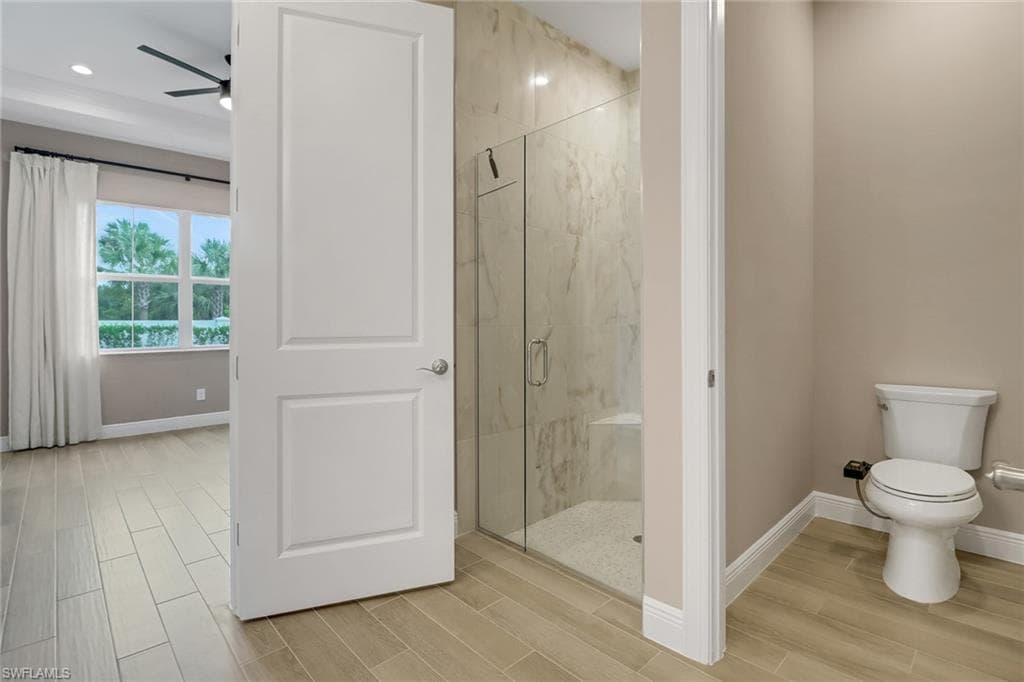 9216 Cayman Dr, Naples, FL 34114-14