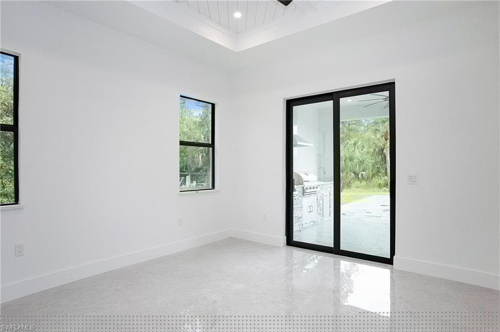 3660 4th Ave NE, Naples, FL 34120-10