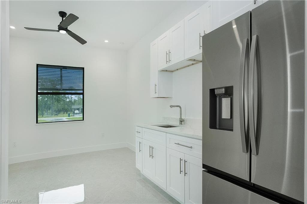3660 4th Ave NE, Naples, FL 34120-27