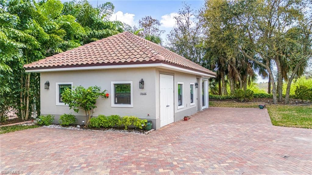 13666 Golden Palms Cir, Fort Myers, FL 33913-3