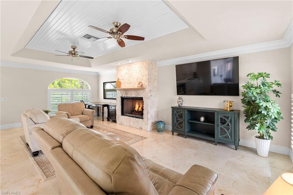 1588 Heights Ct, Marco Island, FL 34145-18
