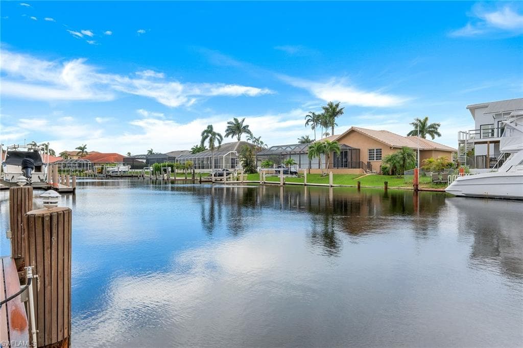 184 Stillwater Ct, Marco Island, FL 34145-40