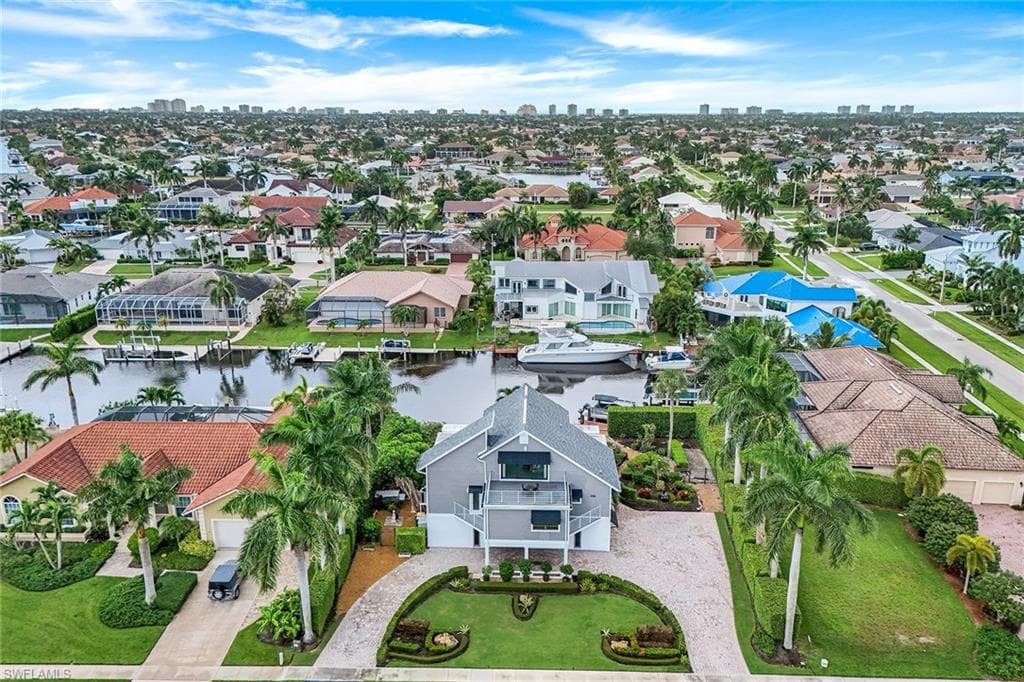 184 Stillwater Ct, Marco Island, FL 34145-4