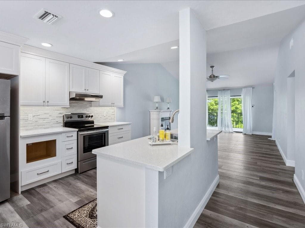 17452 Woodland Trce F, Fort Myers, FL 33908-2