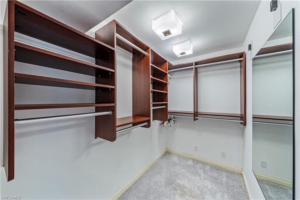107 Clubhouse Dr 258, Naples, FL 34105-19