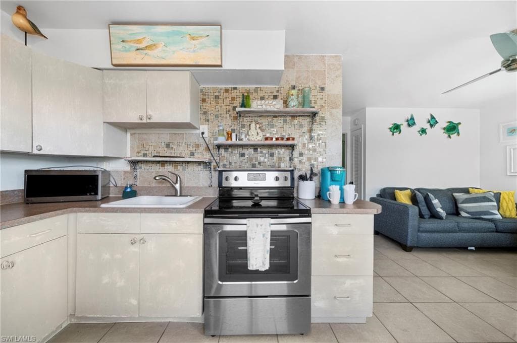 83 7th St 83/85, Bonita Springs, FL 34134-16
