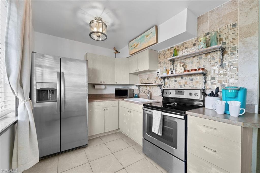 83 7th St 83/85, Bonita Springs, FL 34134-22